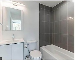 University City - Philadelphia 6 Bedroom Home by RedAwning