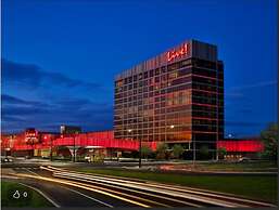 University City - Philadelphia 6 Bedroom Home by RedAwning