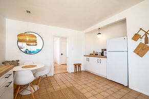 That Desert House - Hot Tub, Privacy & Desert Views! 3 Bedroom Home by