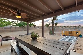 Alana House - Pool, Hot Tub, Bbq, Fire Pit + Walk To Hikes! 4 Bedroom 