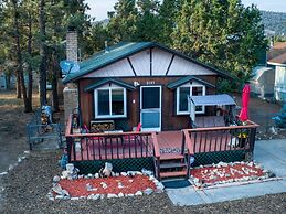 The Little Cabin That Could - Get Cozy In Big Bear 2 Bedroom Home by R