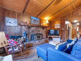 The Little Cabin That Could - Get Cozy In Big Bear 2 Bedroom Home by R