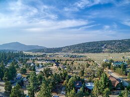 The Little Cabin That Could - Get Cozy In Big Bear 2 Bedroom Home by R