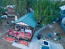 The Little Cabin That Could - Get Cozy In Big Bear 2 Bedroom Home by R