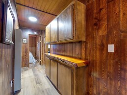 The Little Cabin That Could - Get Cozy In Big Bear 2 Bedroom Home by R