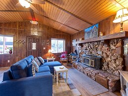 The Little Cabin That Could - Get Cozy In Big Bear 2 Bedroom Home by R