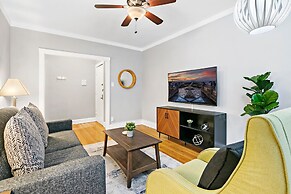 Well equipped 1BR in Chicago highlights