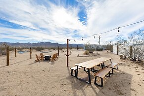 Mojave Ranch - Hot Tub, Fire Pit, Dark Skies And Desert Views! 2 Bedro