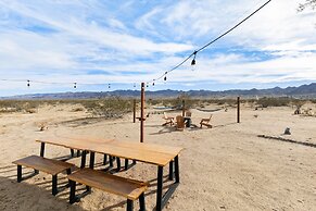 Mojave Ranch - Hot Tub, Fire Pit, Dark Skies And Desert Views! 2 Bedro