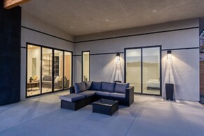 Desert Ridge - Hot Tub, Fire Pit, Bbq, Out Door Shower & Incredi 2 Bed