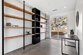 Desert Ridge - Hot Tub, Fire Pit, Bbq, Out Door Shower & Incredi 2 Bed