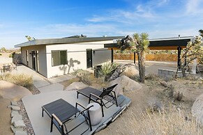 Desert Ridge - Hot Tub, Fire Pit, Bbq, Out Door Shower & Incredi 2 Bed