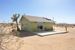 Relax In Style At The Green Jackrabbit - Hot Tub, Record Player 1 Bedr