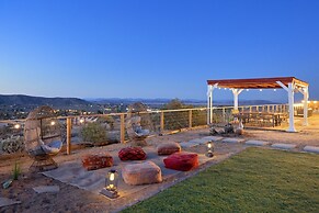 Rancho Nopales Jt - Pool, Hot Tub, Hammocks, Fast Wifi + Views! 4 Bedr