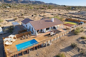 Rancho Nopales Jt - Pool, Hot Tub, Hammocks, Fast Wifi + Views! 4 Bedr