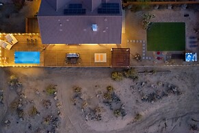 Rancho Nopales Jt - Pool, Hot Tub, Hammocks, Fast Wifi + Views! 4 Bedr