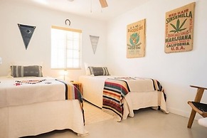 Easy Rider Ranch - Hot Tub, Fire Pit & Hammocks Under The Stars! 3 Bed