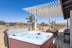 Horseshoe House - Hot Tub, Bbq And Fire Pit! 4 Bedroom Home by RedAwni