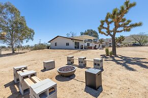 Horseshoe House - Hot Tub, Bbq And Fire Pit! 4 Bedroom Home by RedAwni