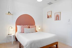 Golden Desert Ranch - Hot Tub, Fire Pit And Bbq! 3 Bedroom Home by Red