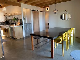 Verdin's Nest - Romantic Retreat W/ Hot Tub Under The Stars! 1 Bedroom