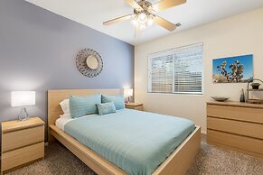 Colorful Cactus - Hot Tub, Bbq And Fire Pit! 4 Bedroom Home by RedAwni