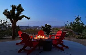 Horizon House Hot Tub, Fire Pit & Bbq Adobe In Jt 4 Bedroom Home by Re