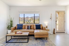 Twilight Terrace - Relax In Style 2 Bedroom Home by RedAwning