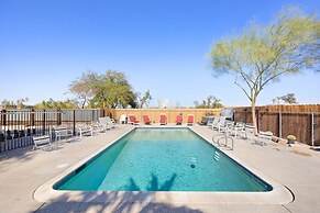 Mystic Views - Pool, Hot Tub, Game Room, Fire Pit & Desert Views 4 Bed