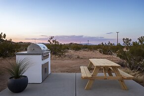 Harvest Moon Hideaway - Bbq, Hammocks & Dark Skies 2 Bedroom Home by R