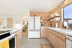 Terracasa - Hot Tub, Fire Pit, Outdoor Shower & Endless Views 2 Bedroo