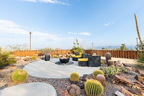 Sukha Life Hideaway - Hot Tub, Fire Pit, Privacy & Endless Views 1 Bed