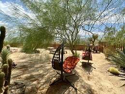 Sukha Life Hideaway - Hot Tub, Fire Pit, Privacy & Endless Views 1 Bed