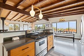 Sukha Life Hideaway - Hot Tub, Fire Pit, Privacy & Endless Views 1 Bed