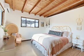 Sukha Life Hideaway - Hot Tub, Fire Pit, Privacy & Endless Views 1 Bed