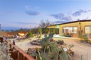 Sukha Life Hideaway - Hot Tub, Fire Pit, Privacy & Endless Views 1 Bed