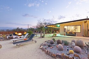 Sukha Life Hideaway - Hot Tub, Fire Pit, Privacy & Endless Views 1 Bed