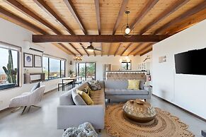 Sukha Life Hideaway - Hot Tub, Fire Pit, Privacy & Endless Views 1 Bed