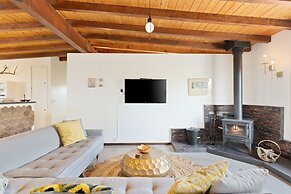 Sukha Life Hideaway - Hot Tub, Fire Pit, Privacy & Endless Views 1 Bed