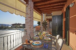 Le Terrazze PT 31 by Wonderful Italy