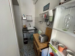 Large, Stunning Studio Apartment, Central Location