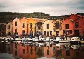 Large, Stunning Studio Apartment, Central Location