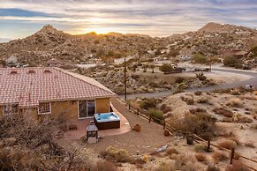 Relo Ranch-mountain Top Property W/hot Tub, Fire Pit & Ping Pong 3 Bed