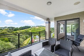 Luxe Whitford Mansion - Pool & Tennis Court