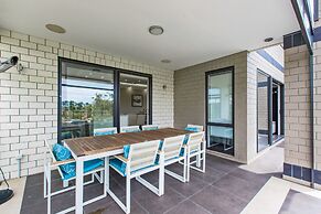 Luxe Whitford Mansion - Pool & Tennis Court
