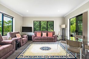 Luxe Whitford Mansion - Pool & Tennis Court