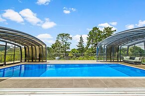 Luxe Whitford Mansion - Pool & Tennis Court