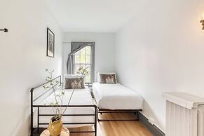 On Catskill Main Street, Upscale Charm + Outdoor Living Beatrice by Av