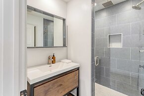 Velvet Sand I by Avantstay Steps to Newport Beach Private Rooftop w/ O