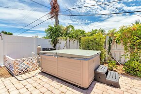 Summerfin by Avantstay Sunny Retreat Minutes From the Shore!